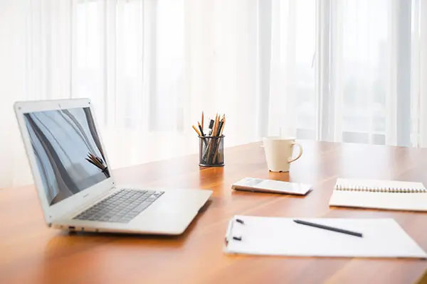 _企业人物介绍设计